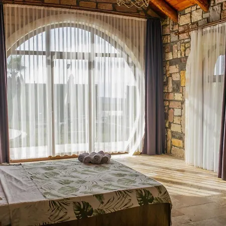 Vila Amazing Stone House With Private Pool In İznik