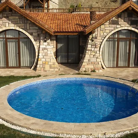 Amazing Stone House With Private Pool In İznik